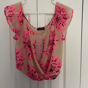 ASTR keyhole crop top